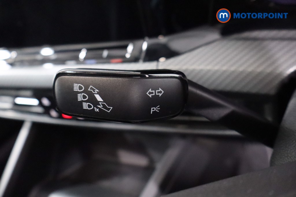 Volkswagen Golf R-Line Manual Petrol Hatchback - Stock Number (1587354) - 20th supplementary image