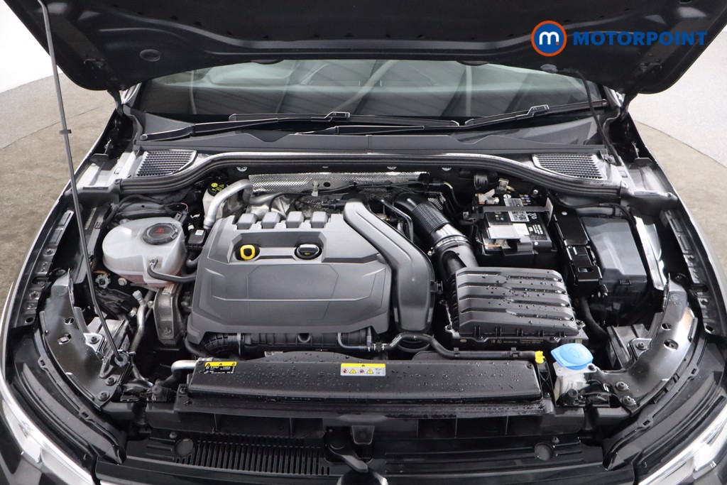 Volkswagen Golf R-Line Manual Petrol Hatchback - Stock Number (1587354) - 32nd supplementary image