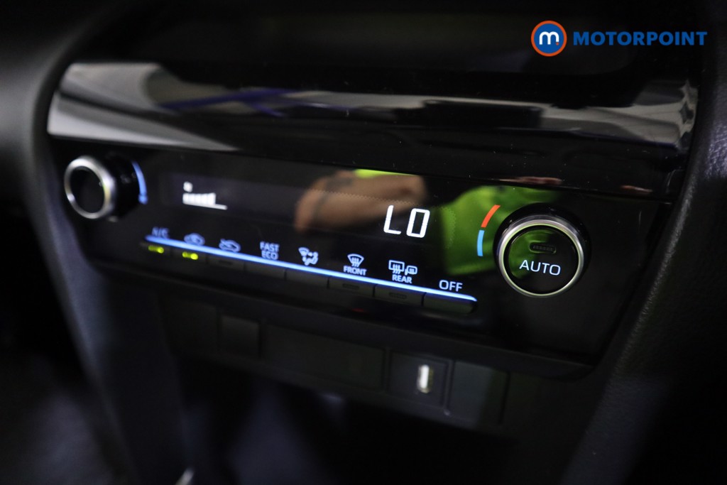 Toyota Yaris Cross Icon Automatic Petrol-Electric Hybrid Estate - Stock Number (1587389) - 8th supplementary image