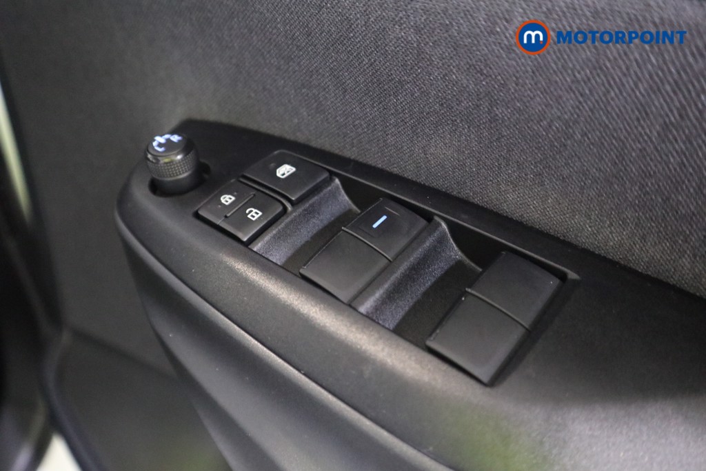 Toyota Yaris Cross Icon Automatic Petrol-Electric Hybrid Estate - Stock Number (1587389) - 12th supplementary image
