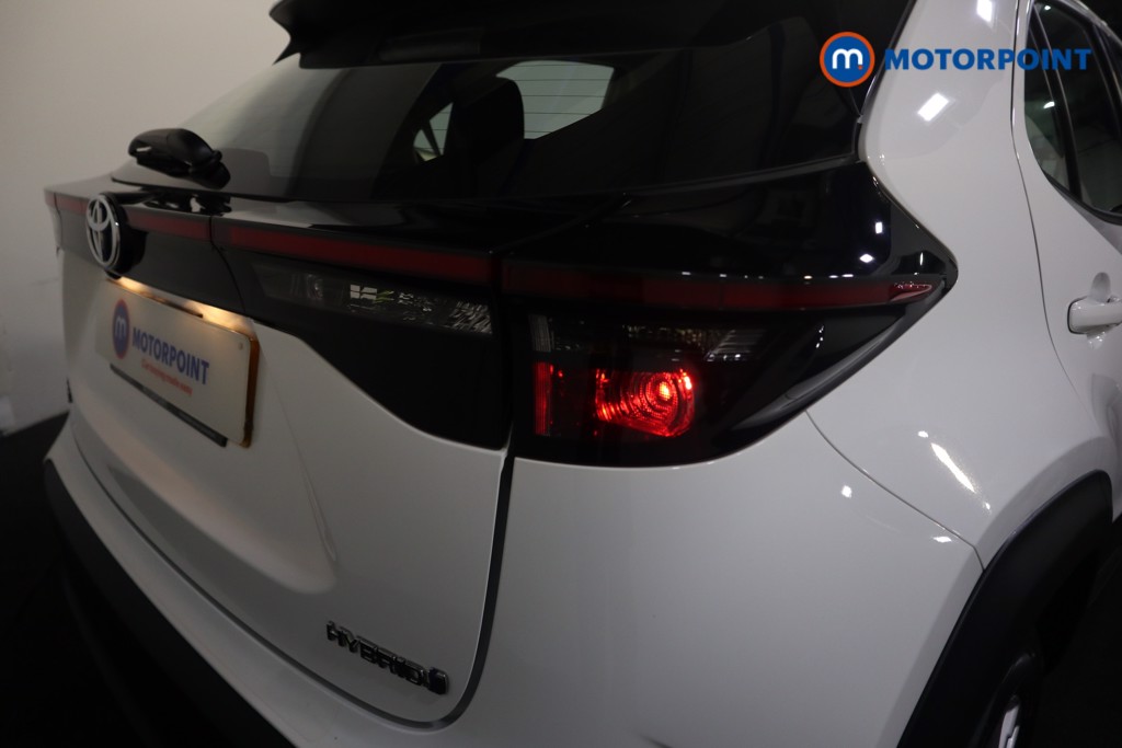 Toyota Yaris Cross Icon Automatic Petrol-Electric Hybrid Estate - Stock Number (1587389) - 24th supplementary image