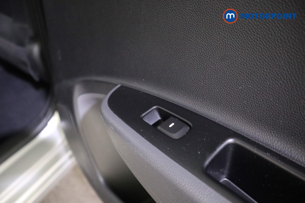 Hyundai I10 SE Manual Petrol Hatchback - Stock Number (1587462) - 17th supplementary image