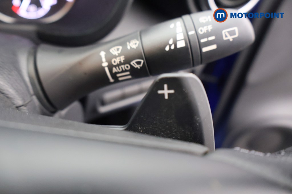 Nissan Juke N-Connecta Automatic Petrol SUV - Stock Number (1587493) - 5th supplementary image