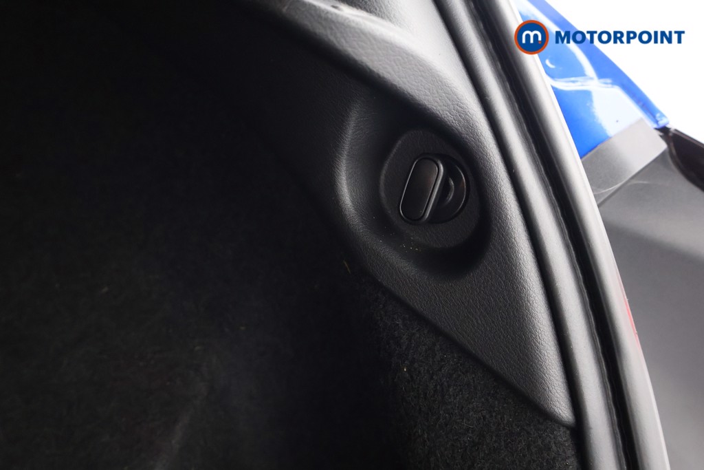 Nissan Juke N-Connecta Automatic Petrol SUV - Stock Number (1587493) - 37th supplementary image