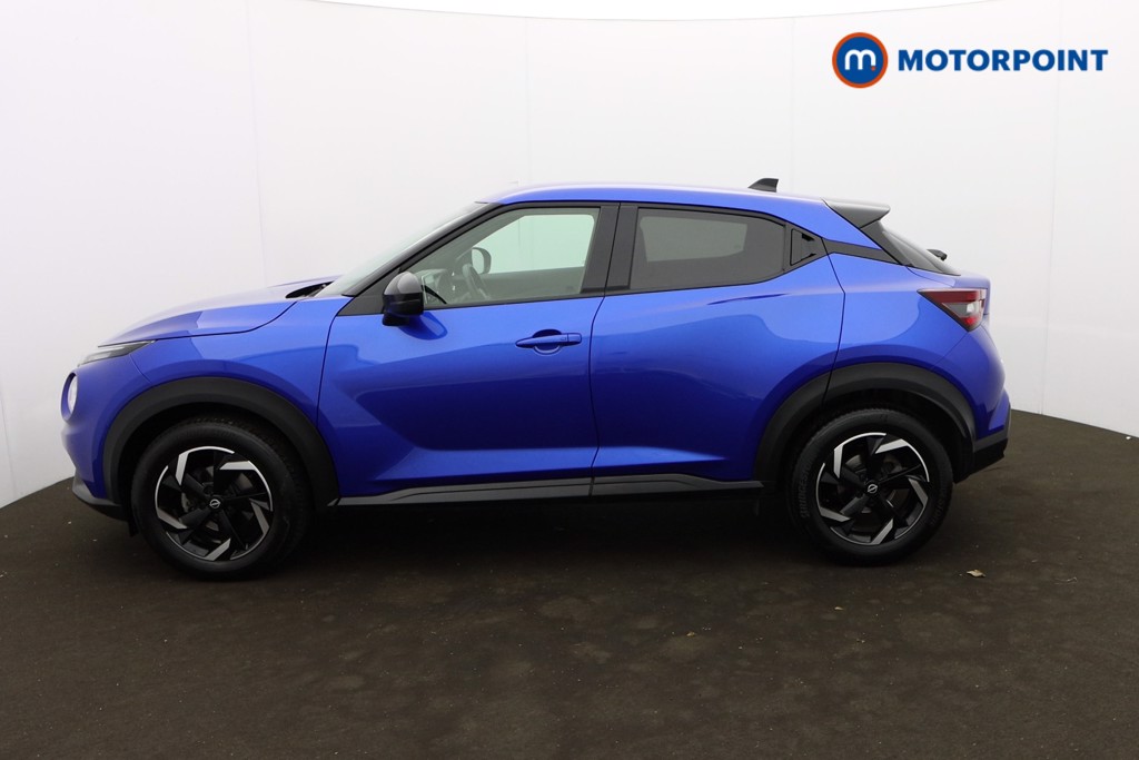 Nissan Juke N-Connecta Automatic Petrol SUV - Stock Number (1587493) - Passenger side