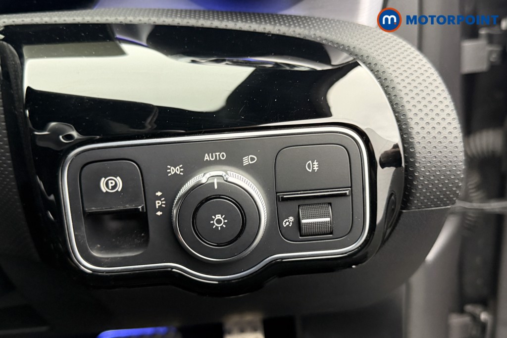 Mercedes-Benz A Class Amg Line Automatic Petrol Hatchback - Stock Number (1587591) - 14th supplementary image