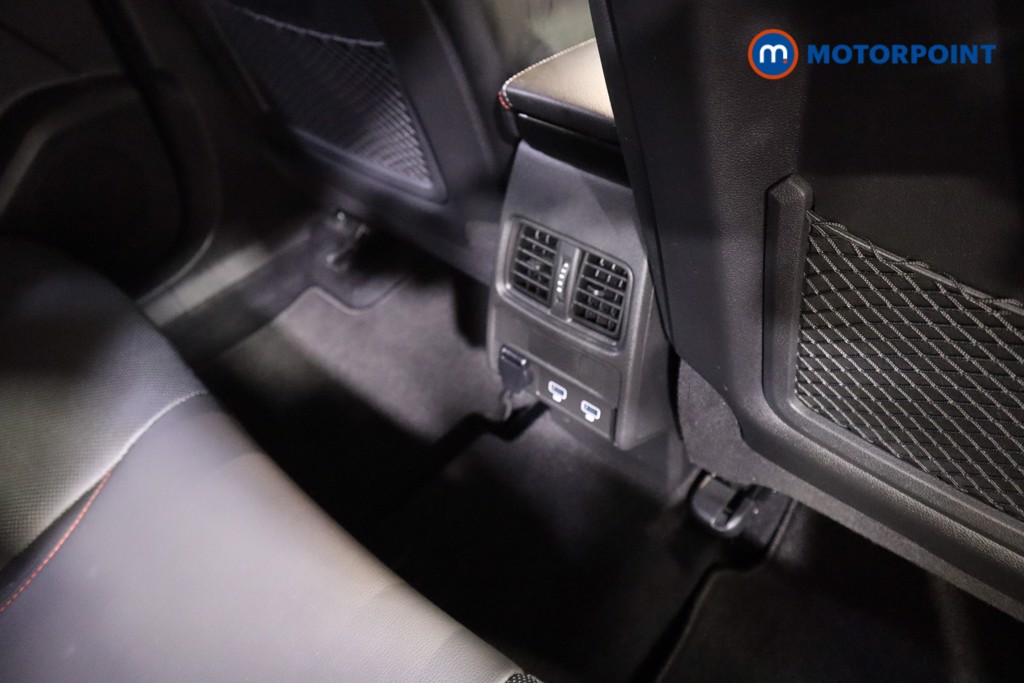 Renault Arkana R.S. Line Automatic Petrol-Electric Hybrid SUV - Stock Number (1587629) - 20th supplementary image