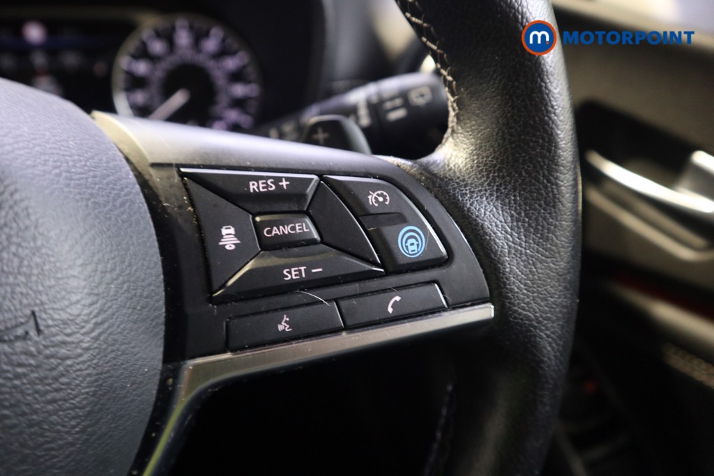 Nissan Juke Tekna Automatic Petrol SUV - Stock Number (1587632) - 4th supplementary image