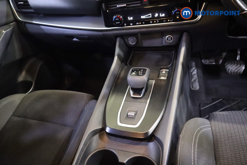Nissan Qashqai Acenta Premium Automatic Petrol SUV - Stock Number (1587634) - 6th supplementary image