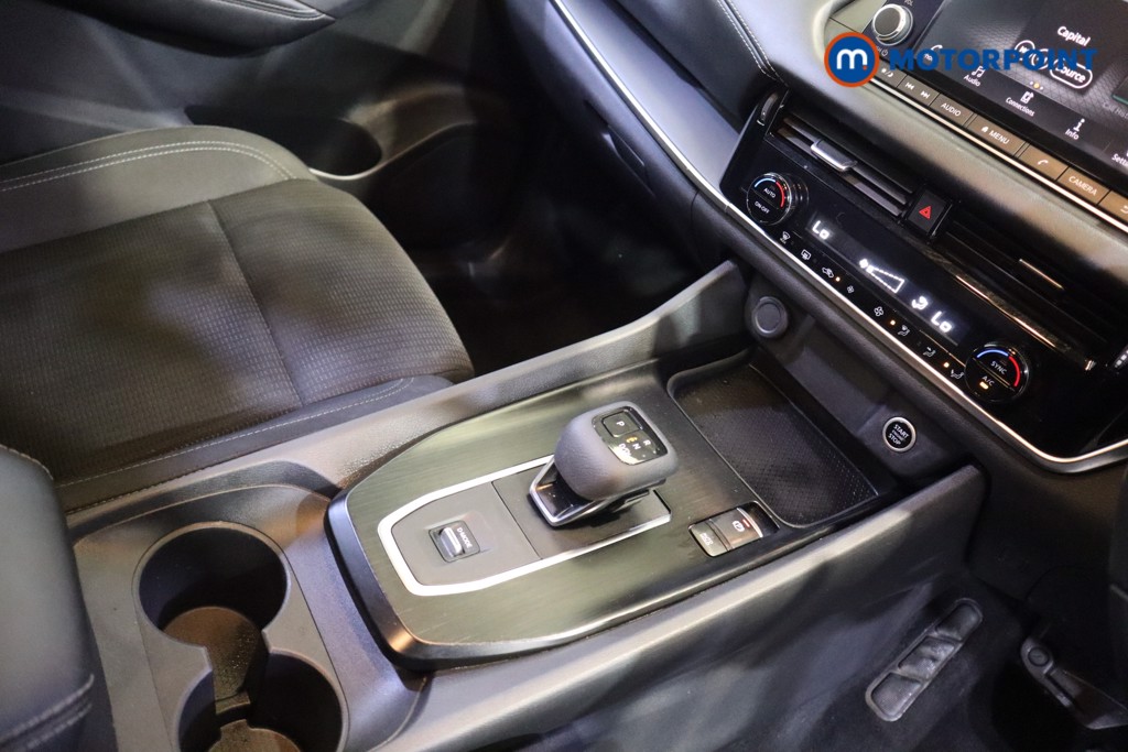 Nissan Qashqai Acenta Premium Automatic Petrol SUV - Stock Number (1587634) - 7th supplementary image