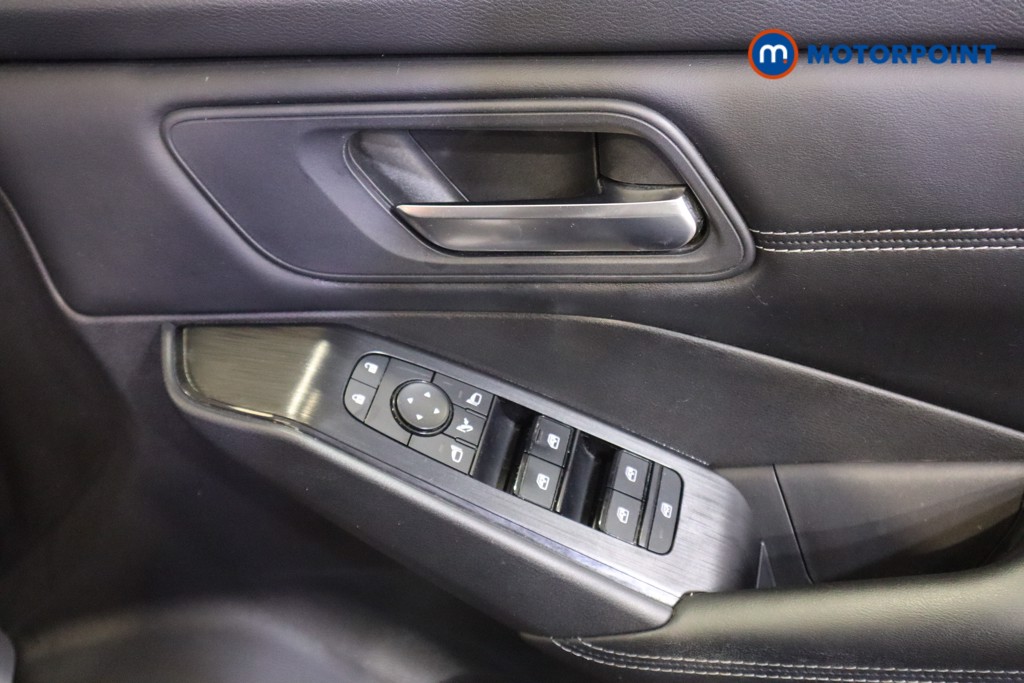 Nissan Qashqai Acenta Premium Automatic Petrol SUV - Stock Number (1587634) - 10th supplementary image