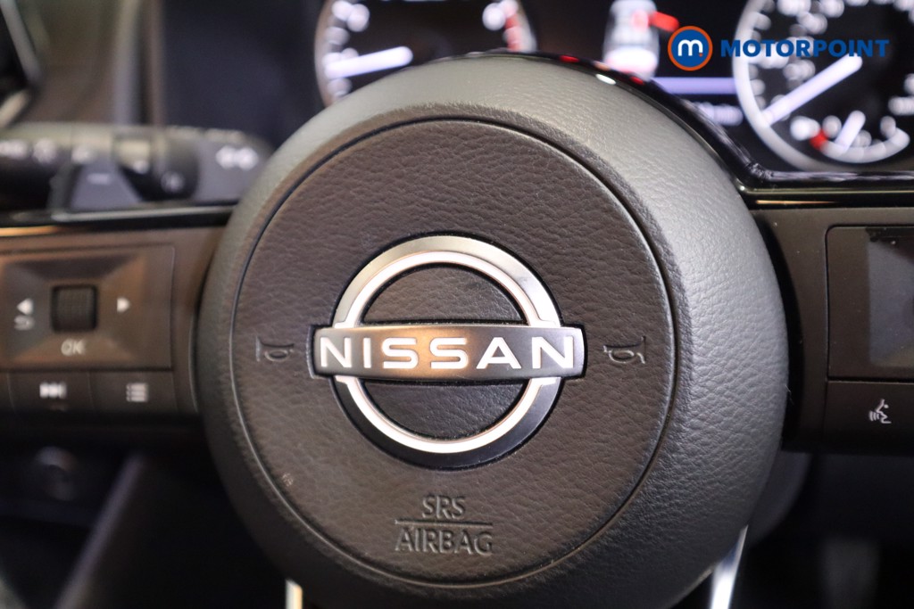 Nissan Qashqai Acenta Premium Automatic Petrol SUV - Stock Number (1587634) - 14th supplementary image