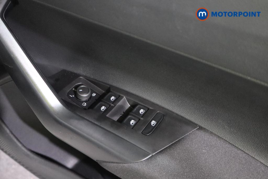 Volkswagen Polo Life Manual Petrol Hatchback - Stock Number (1587981) - 21st supplementary image