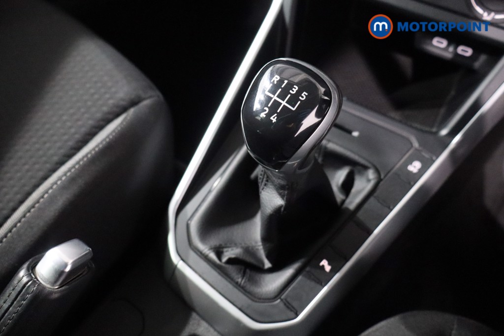 Volkswagen Polo Life Manual Petrol Hatchback - Stock Number (1588116) - 14th supplementary image