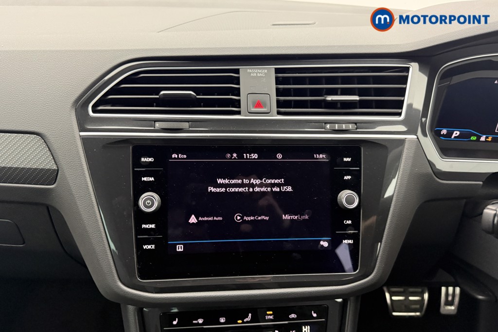 Volkswagen Tiguan R-Line Automatic Petrol SUV - Stock Number (1588187) - 2nd supplementary image