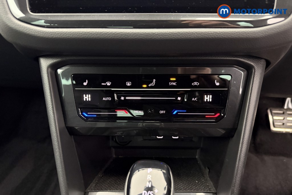 Volkswagen Tiguan R-Line Automatic Petrol SUV - Stock Number (1588187) - 12th supplementary image