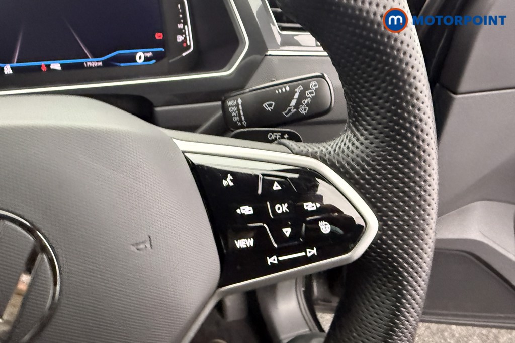 Volkswagen Tiguan R-Line Automatic Petrol SUV - Stock Number (1588187) - 15th supplementary image