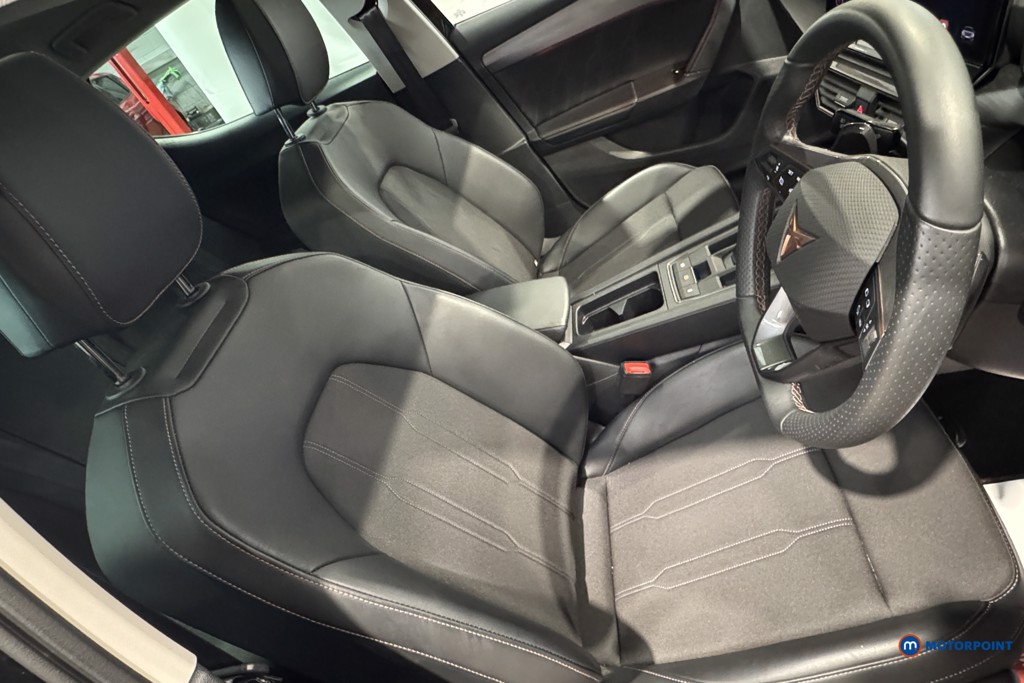 Cupra Leon V1 Design Edition Automatic Petrol Hatchback - Stock Number (1588231) - 5th supplementary image