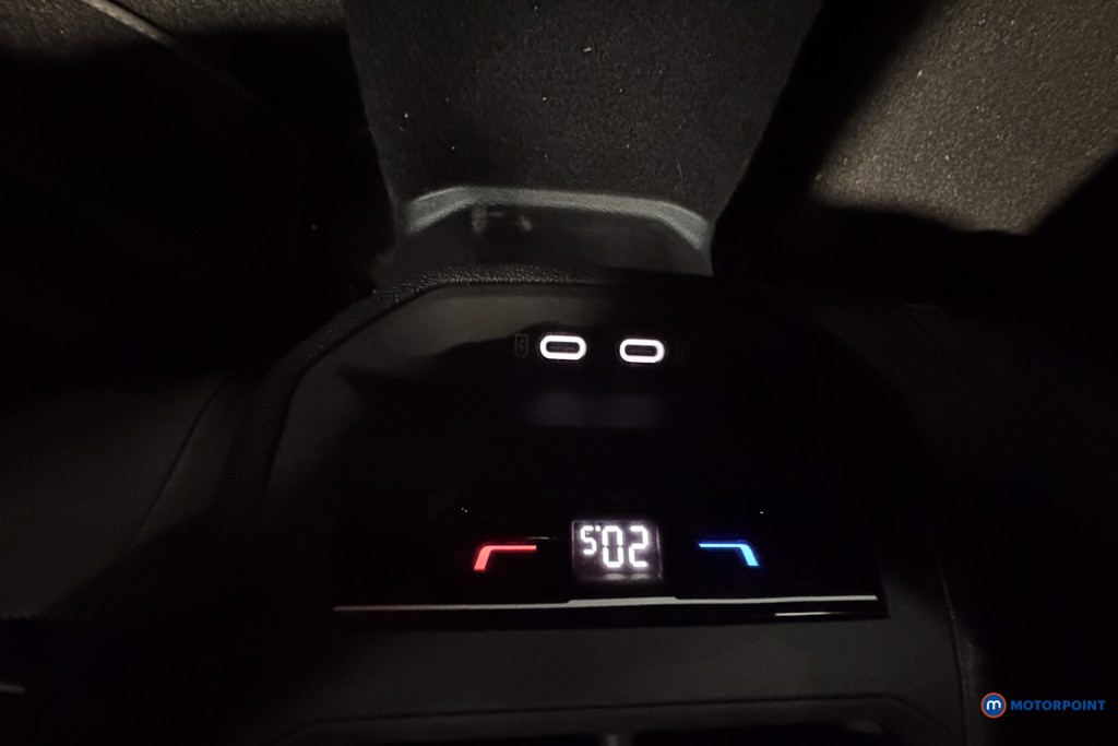 Cupra Leon V1 Design Edition Automatic Petrol Hatchback - Stock Number (1588231) - 25th supplementary image