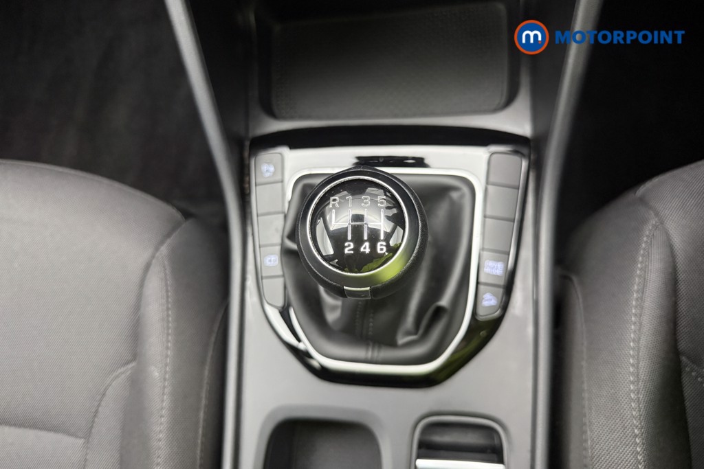 Hyundai Tucson Se Connect Manual Petrol SUV - Stock Number (1588245) - 28th supplementary image