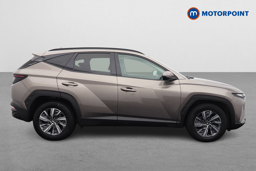 Hyundai Tucson Se Connect Manual Petrol SUV - Stock Number (1588246) - Drivers side