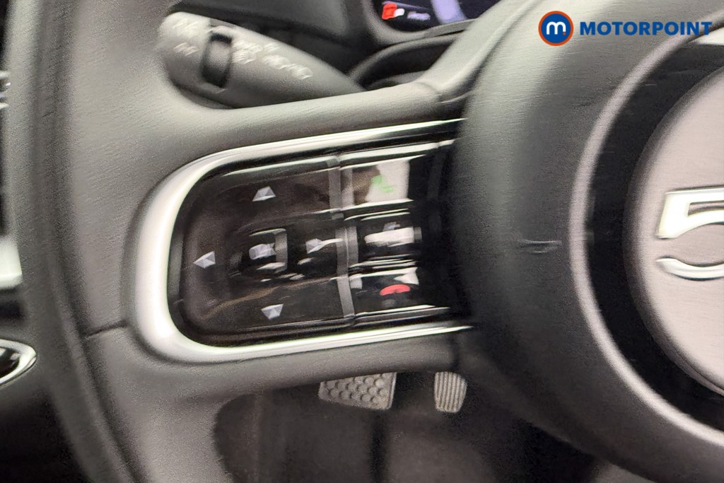 Fiat 500 Icon Automatic Electric Hatchback - Stock Number (1588615) - 12th supplementary image