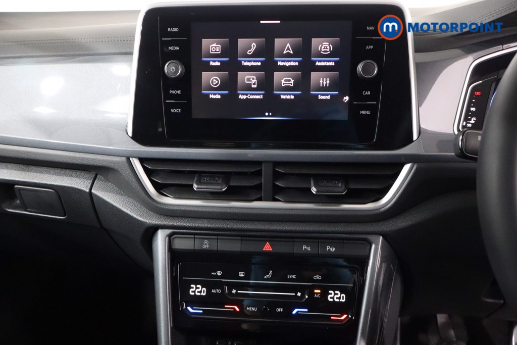 Volkswagen T-Roc Style Manual Petrol SUV - Stock Number (1588671) - 15th supplementary image