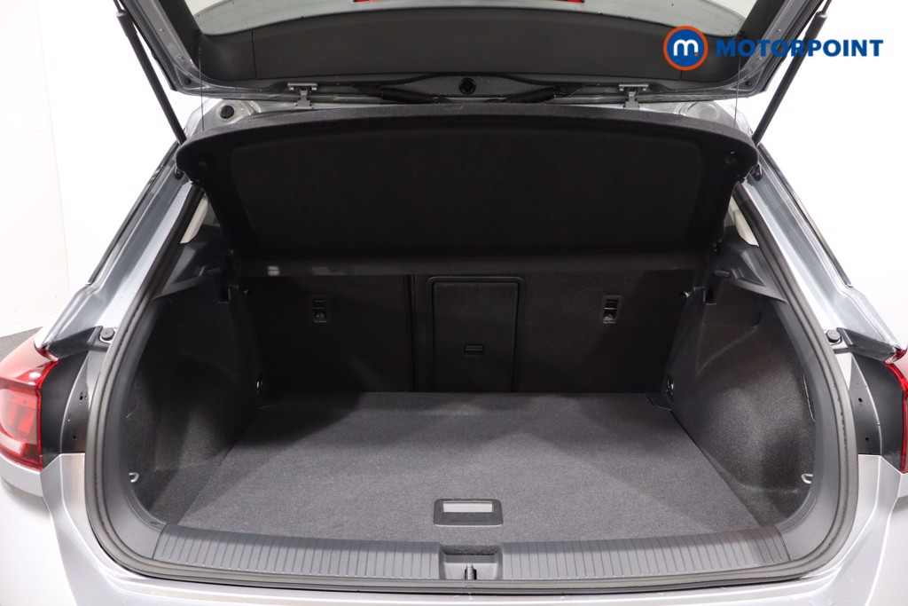Volkswagen T-Roc Style Manual Petrol SUV - Stock Number (1588671) - 37th supplementary image