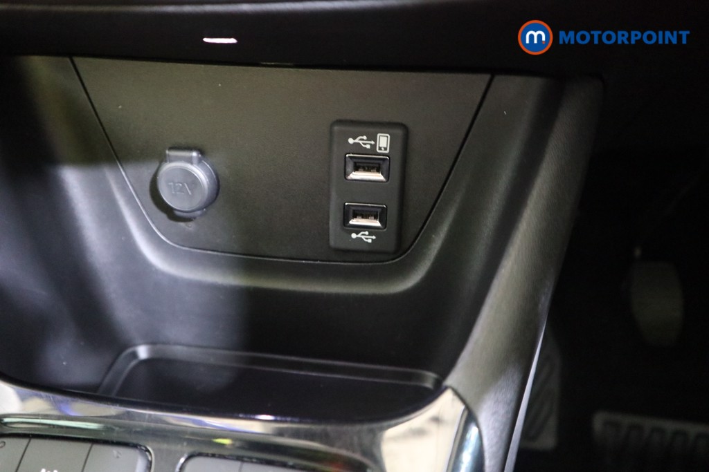 Vauxhall Crossland X Elite Nav Manual Petrol SUV - Stock Number (1579988) - 8th supplementary image