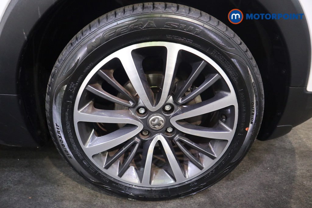 Vauxhall Crossland X Elite Nav Manual Petrol SUV - Stock Number (1579988) - 17th supplementary image