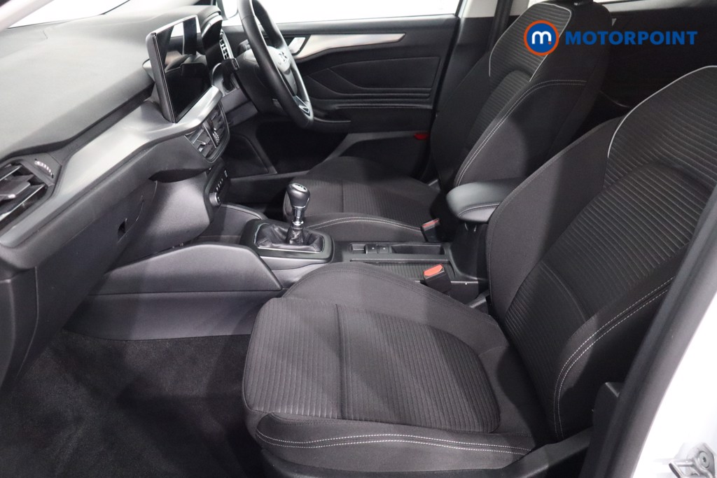 Ford Focus Titanium Manual Petrol Estate - Stock Number (1581930) - 4th supplementary image