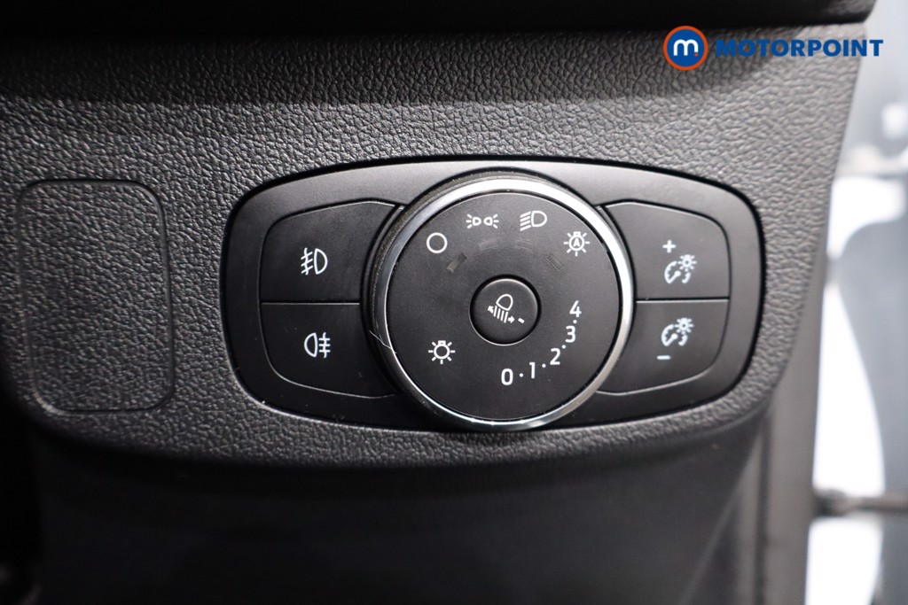 Ford Focus Titanium Manual Petrol Estate - Stock Number (1581930) - 17th supplementary image