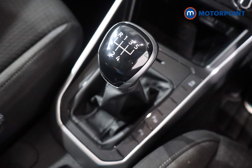 Volkswagen Taigo Life Manual Petrol SUV - Stock Number (1582821) - 14th supplementary image