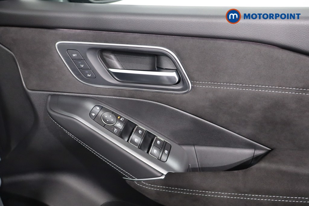 Nissan Qashqai Tekna-Plus Automatic Petrol SUV - Stock Number (1585105) - 22nd supplementary image