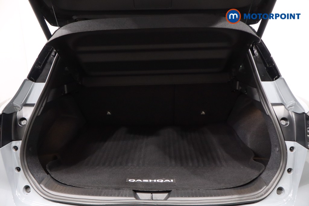 Nissan Qashqai Tekna-Plus Automatic Petrol SUV - Stock Number (1585105) - 42nd supplementary image