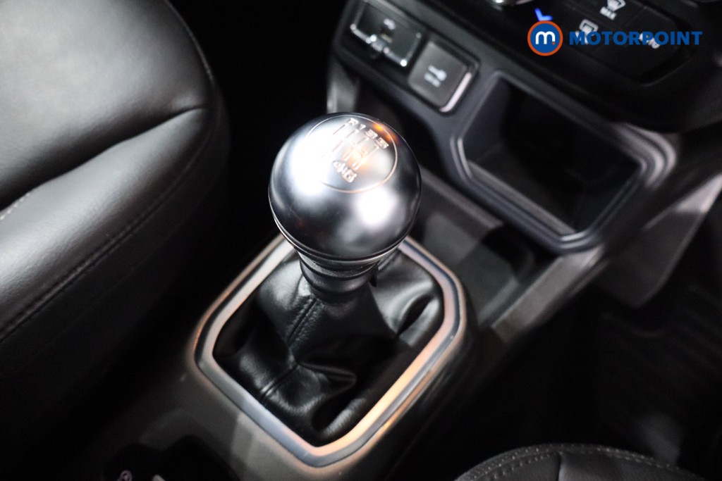 Jeep Renegade Limited Manual Petrol SUV - Stock Number (1585121) - 14th supplementary image