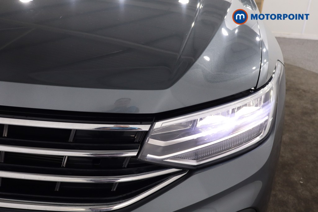 Volkswagen Tiguan Allspace Life Automatic Petrol SUV - Stock Number (1585175) - 28th supplementary image