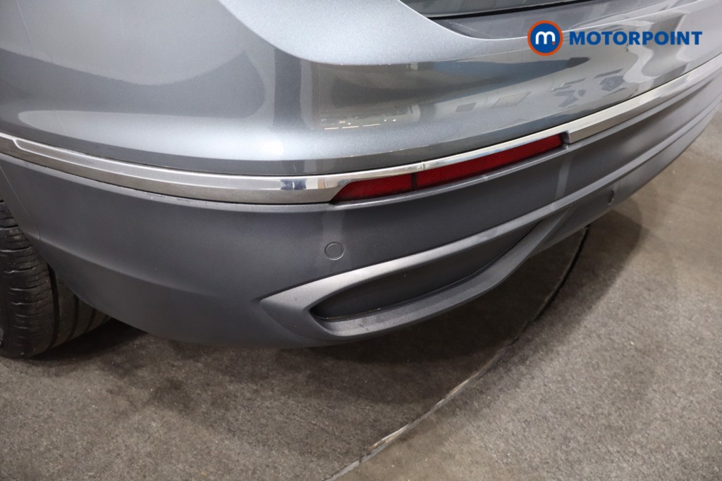 Volkswagen Tiguan Allspace Life Automatic Petrol SUV - Stock Number (1585175) - 35th supplementary image