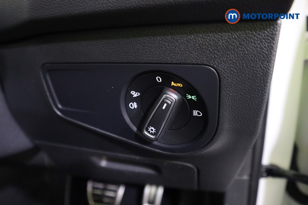 Volkswagen Tiguan R-Line Automatic Petrol SUV - Stock Number (1586310) - 10th supplementary image