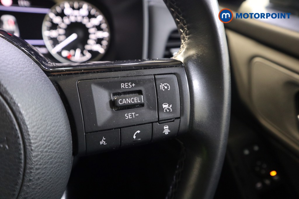 Nissan Qashqai Acenta Premium Manual Petrol SUV - Stock Number (1586476) - 4th supplementary image
