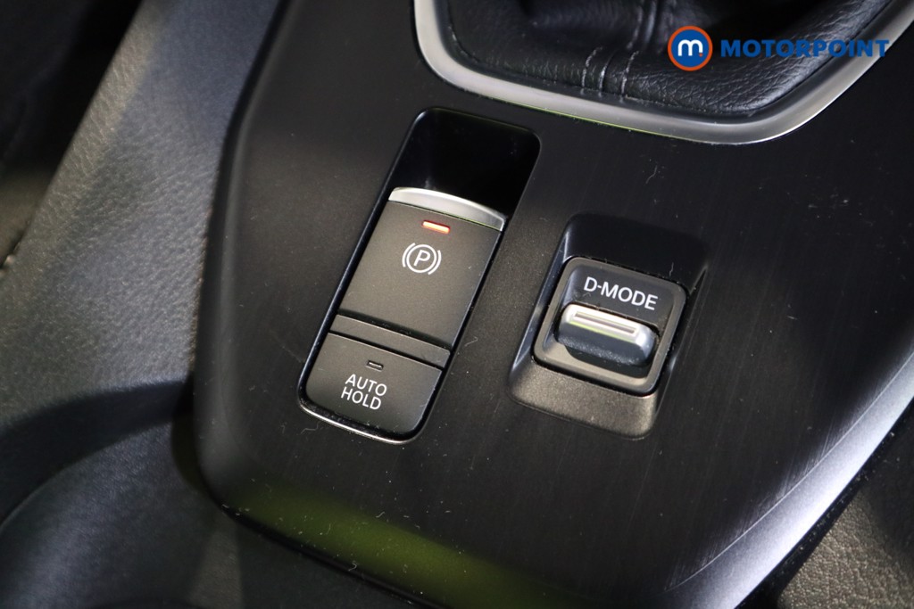Nissan Qashqai Acenta Premium Manual Petrol SUV - Stock Number (1586476) - 9th supplementary image