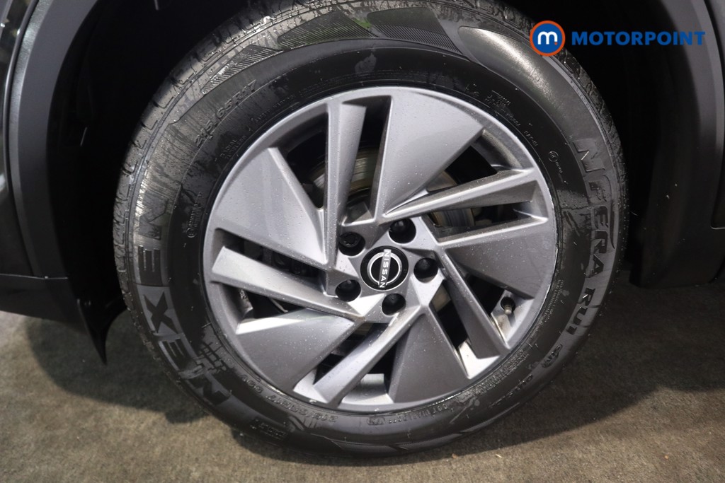 Nissan Qashqai Acenta Premium Manual Petrol SUV - Stock Number (1586476) - 20th supplementary image