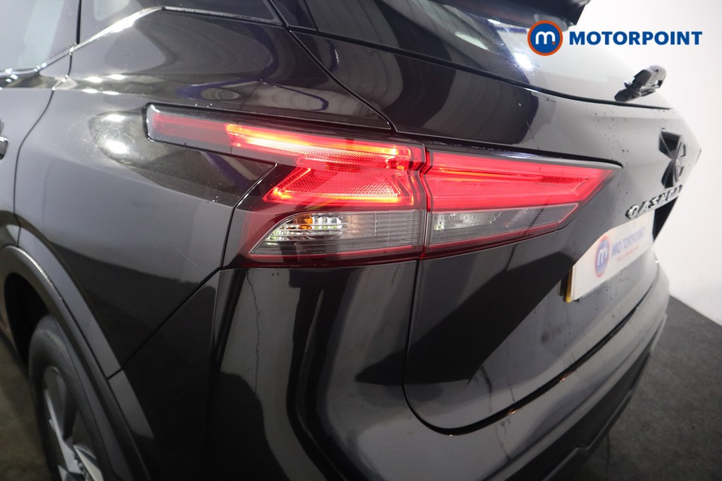 Nissan Qashqai Acenta Premium Manual Petrol SUV - Stock Number (1586476) - 24th supplementary image