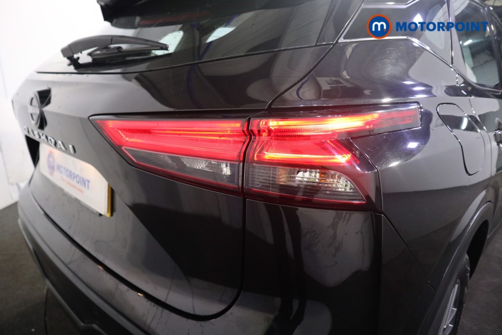 Nissan Qashqai Acenta Premium Manual Petrol SUV - Stock Number (1586476) - 25th supplementary image