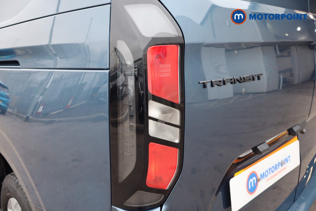 Ford Transit Custom Limited Manual Diesel Panel Van - Stock Number (1587189) - 37th supplementary image