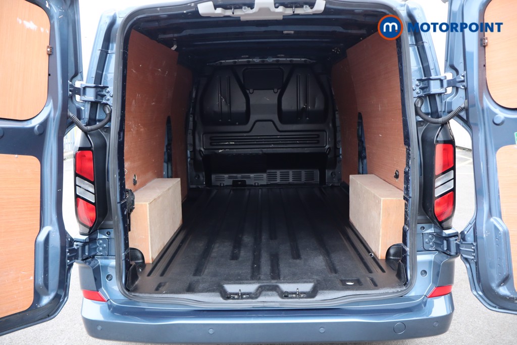 Ford Transit Custom Limited Manual Diesel Panel Van - Stock Number (1587189) - 41st supplementary image
