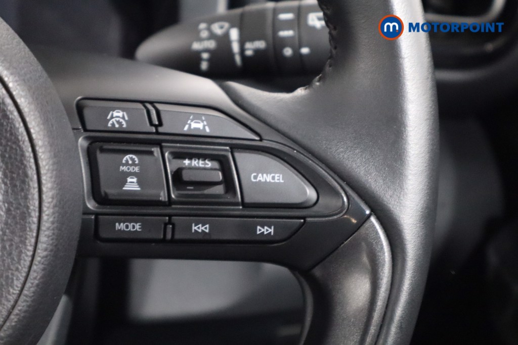 Toyota Yaris Cross Icon Automatic Petrol-Electric Hybrid Estate - Stock Number (1587666) - 8th supplementary image