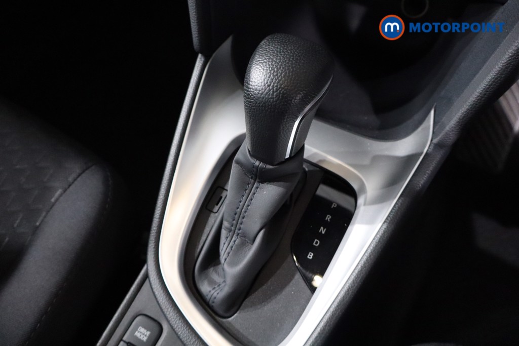 Toyota Yaris Cross Icon Automatic Petrol-Electric Hybrid Estate - Stock Number (1587666) - 14th supplementary image