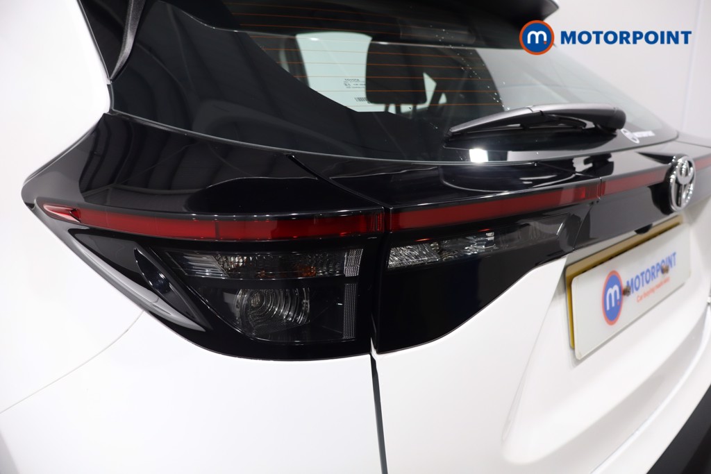 Toyota Yaris Cross Icon Automatic Petrol-Electric Hybrid Estate - Stock Number (1587666) - 30th supplementary image