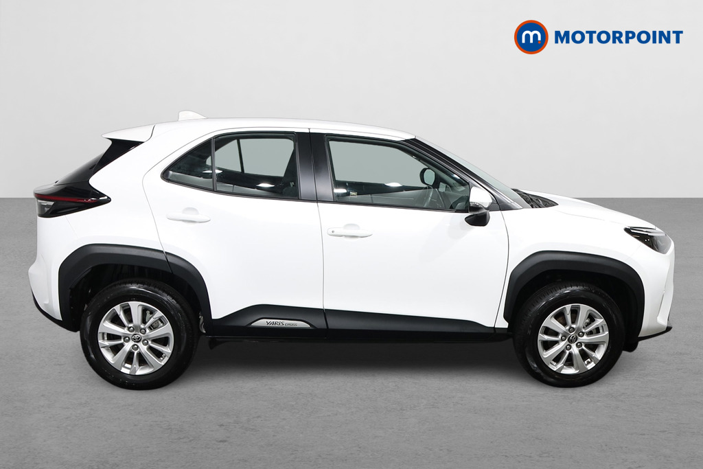 Toyota Yaris Cross Icon Automatic Petrol-Electric Hybrid Estate - Stock Number (1587666) - Drivers side